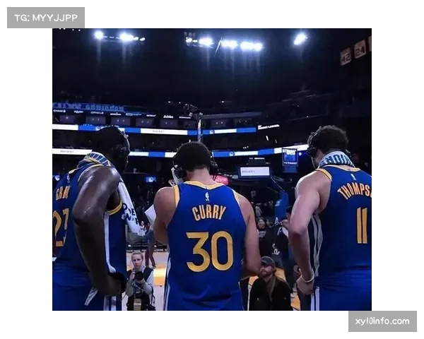 勇士队发布伤病报告，德雷蒙德·格林因脚踝扭伤将缺席明日对阵独行侠的关键卡位战